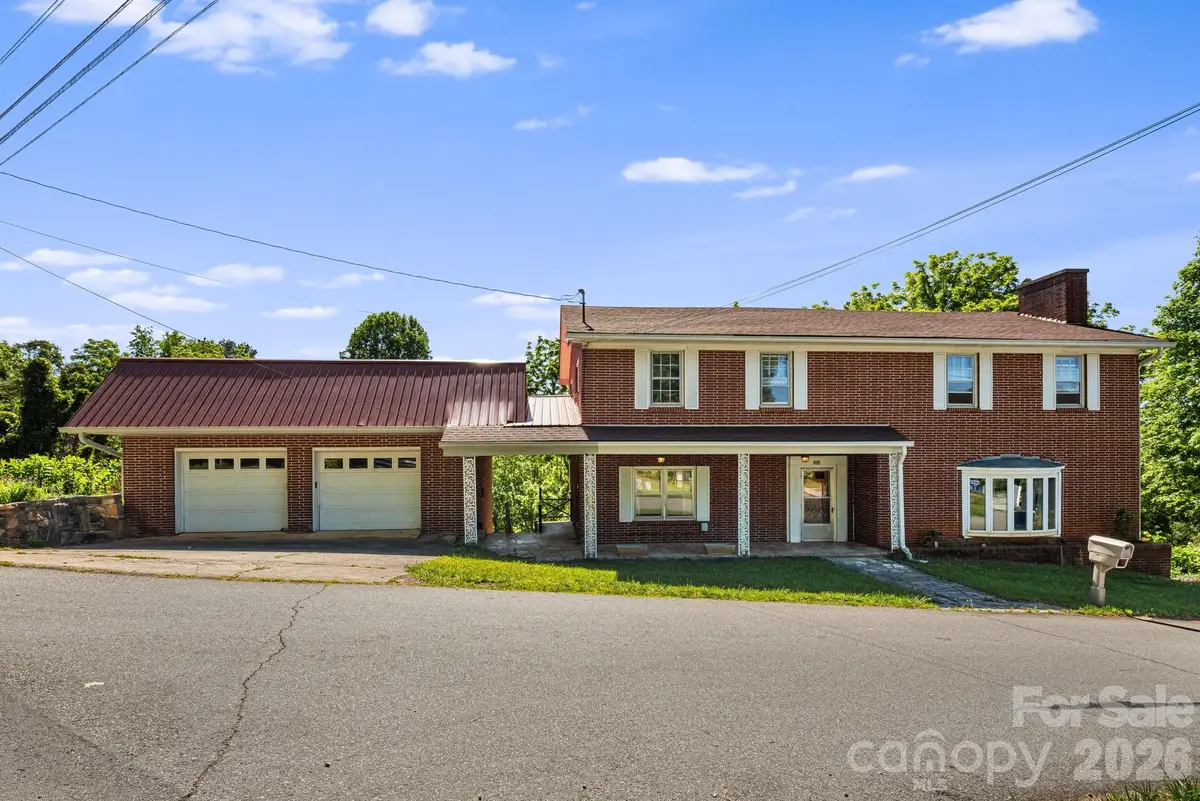 284 Chestnut Street, Mars Hill, NC 28754 - #1