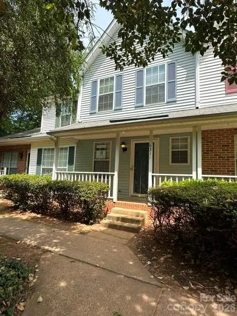 6311 Windsor Gate Lane, Charlotte, NC 28215 - #2