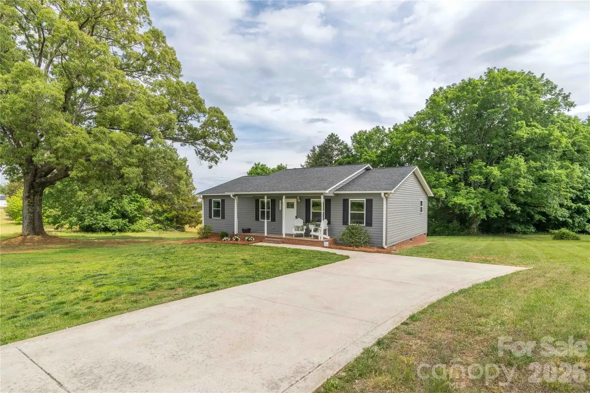 6925 S Nc Highway 150 Highway, Lexington, NC 27295 - #1