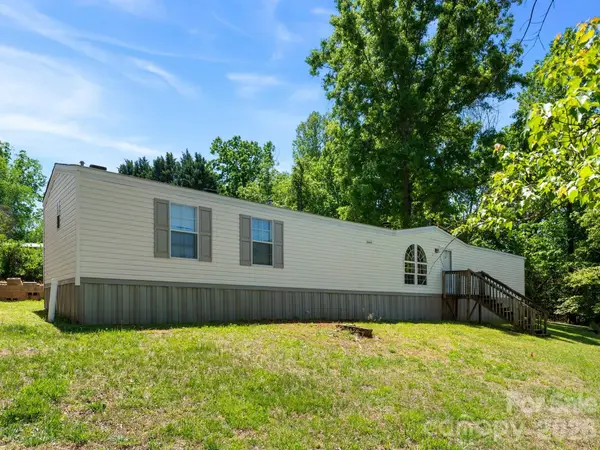 111 Otter Ridge Drive, Leicester, NC 28748