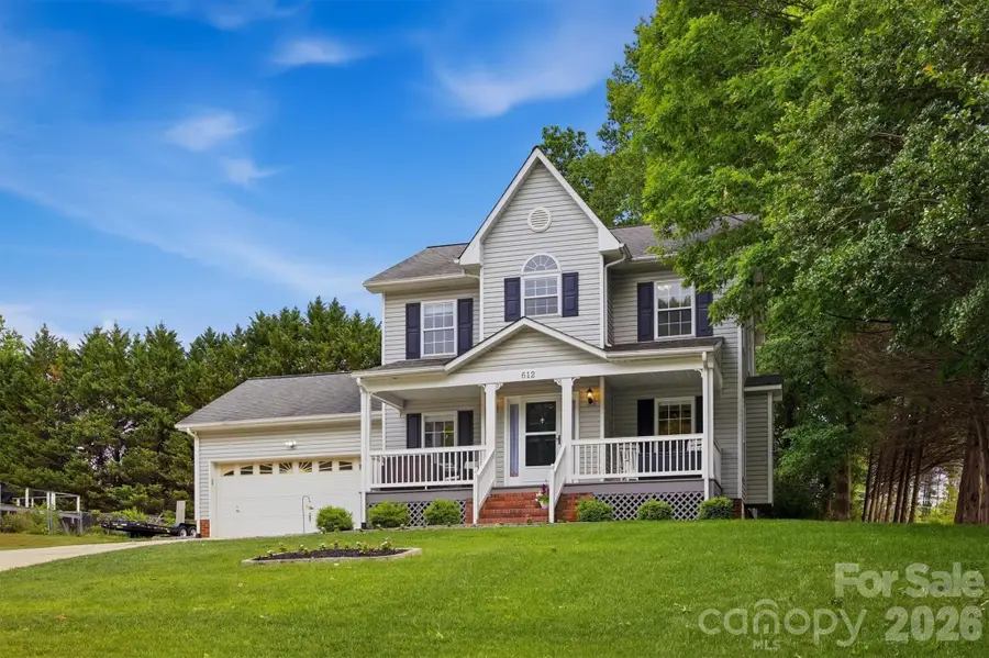 612 35th Street Ne, Conover, NC 28613 - #3