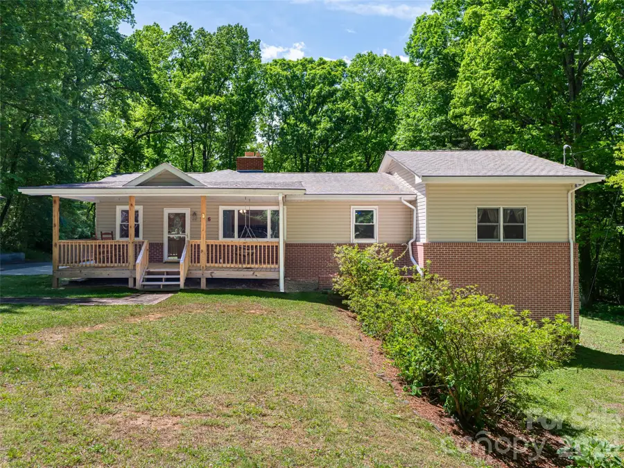 146 Fairmont Road, Candler, NC 28715 - #2
