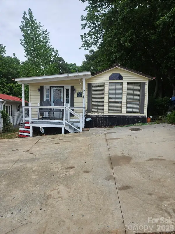 157 Dogwood Circle, New London, NC 28127