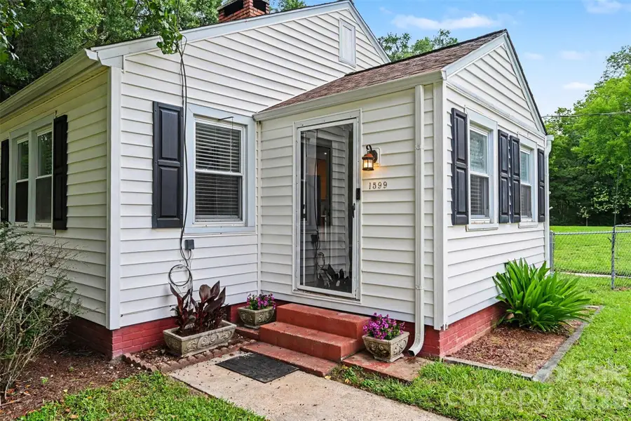 1599 Hillcrest Avenue, Lancaster, SC 29720 - #2