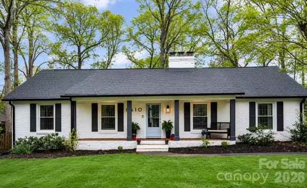 6610 Burlwood Road, Charlotte, NC 28211