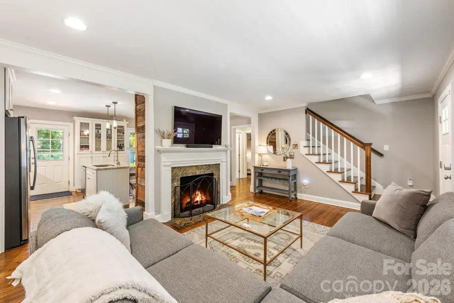 2909 Clemson Avenue, Charlotte, NC 28205 - #3