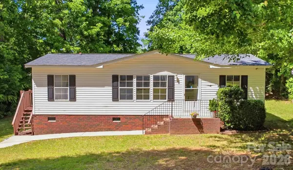 134 Knight N Gail Drive, Mooresville, NC 28115