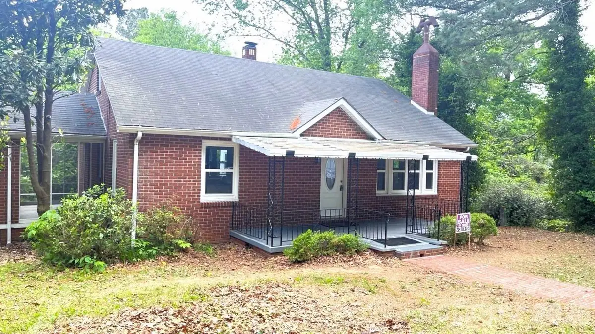 205 Sunrise Avenue, Mount Gilead, NC 27306 - #1