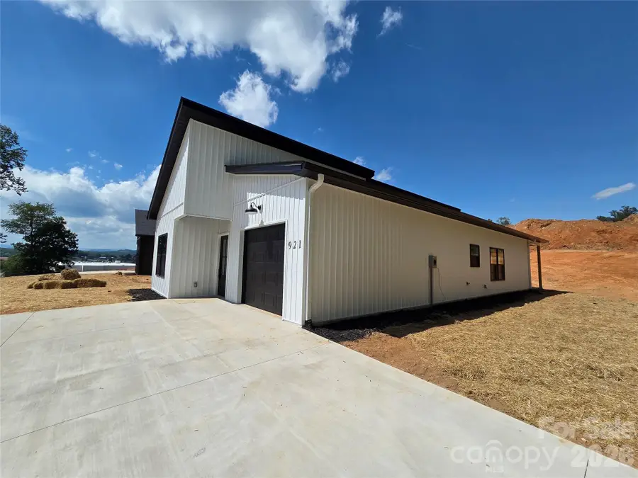921 Overlook Drive Sw #5, Lenoir, NC 28645 - #3