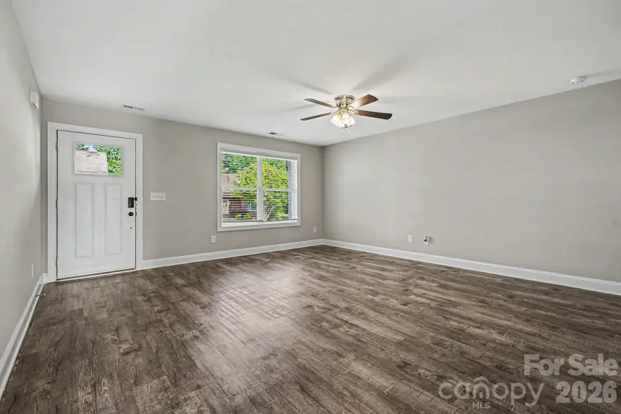 1573 Mayfair Drive, Conover, NC 28613 - #3