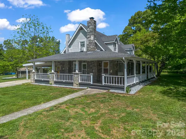 363 Etowah School Road #1, 2, 3, Hendersonville, NC 28739