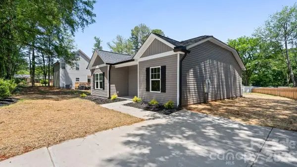 2160 Fieldcrest Avenue, Gastonia, NC 28052