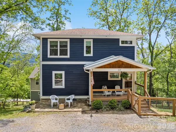 221 Northside Street, Canton, NC 28716