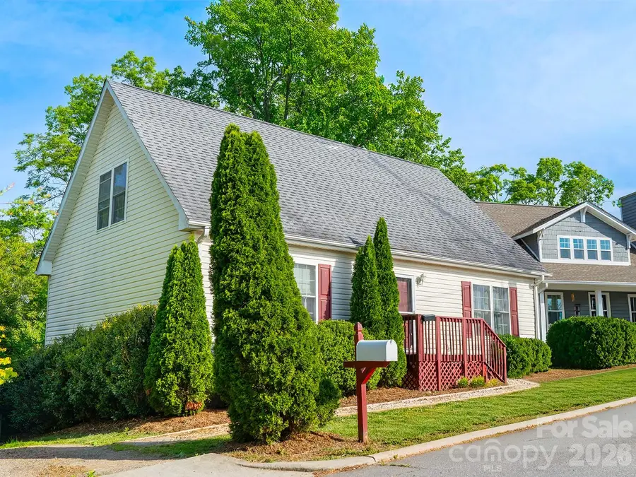 206 Courtland Place, Asheville, NC 28801 - #3