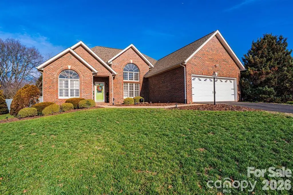 3992 Brickfield Street, Hickory, NC 28602 - #1