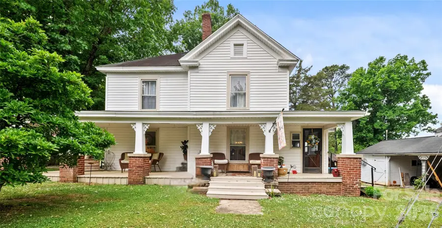 216 W 2nd Street, Denton, NC 27239 - #3
