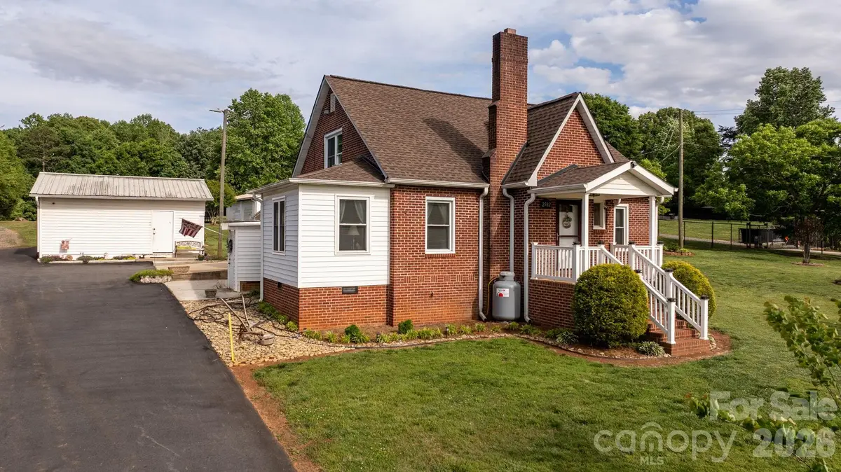 2582 Startown Road, Newton, NC 28658 - #1