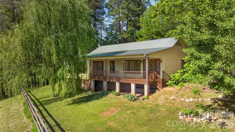 3205 Collinsville Road, Columbus, NC 28722 - #2