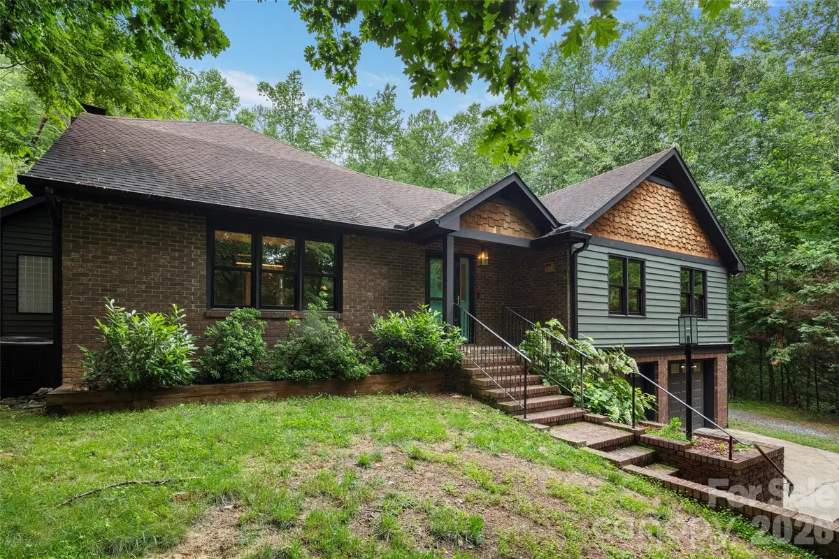 2000 Davis Mountain Road, Hendersonville, NC 28739 - #1
