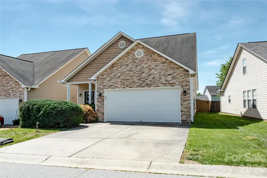 27 Chowan Drive, Fletcher, NC 28732 - #2