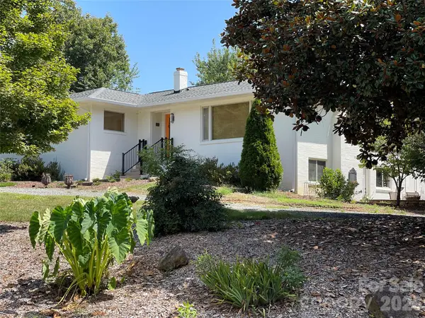 3109 Twelve Mile Creek Road, Weddington, NC 28104