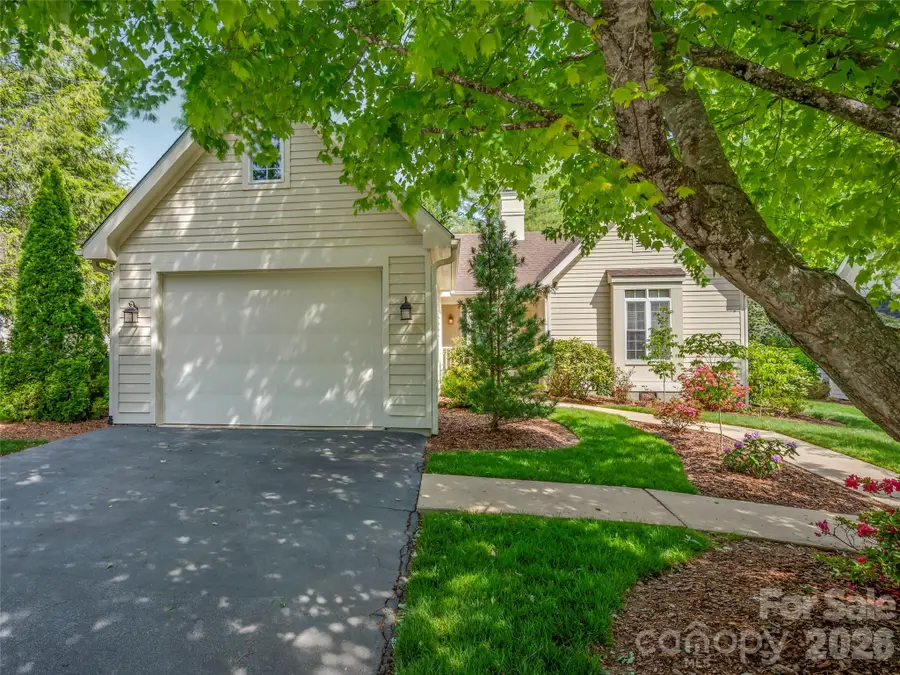 90 Dunroy Drive, Hendersonville, NC 28739 - #3
