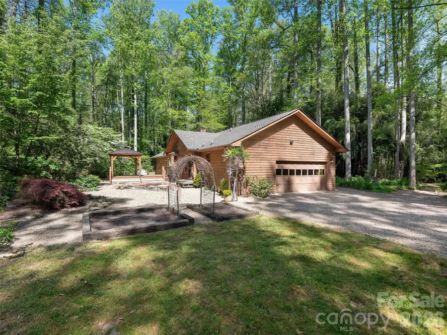 30 Kanuga Heights Lane, Hendersonville, NC 28739 - #2