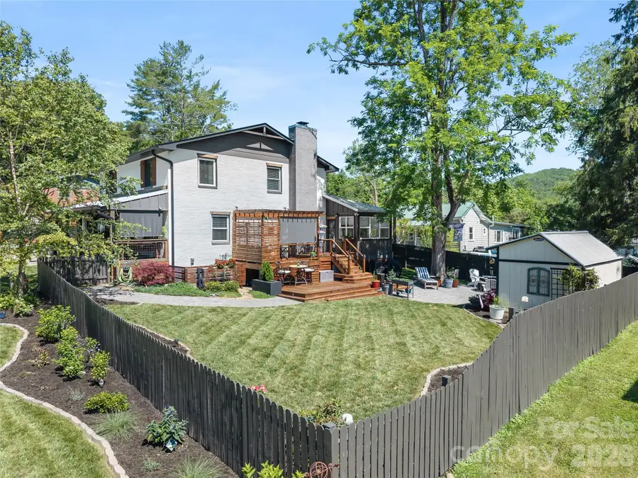 154 White Oak Lane, Brevard, NC 28712 - #3