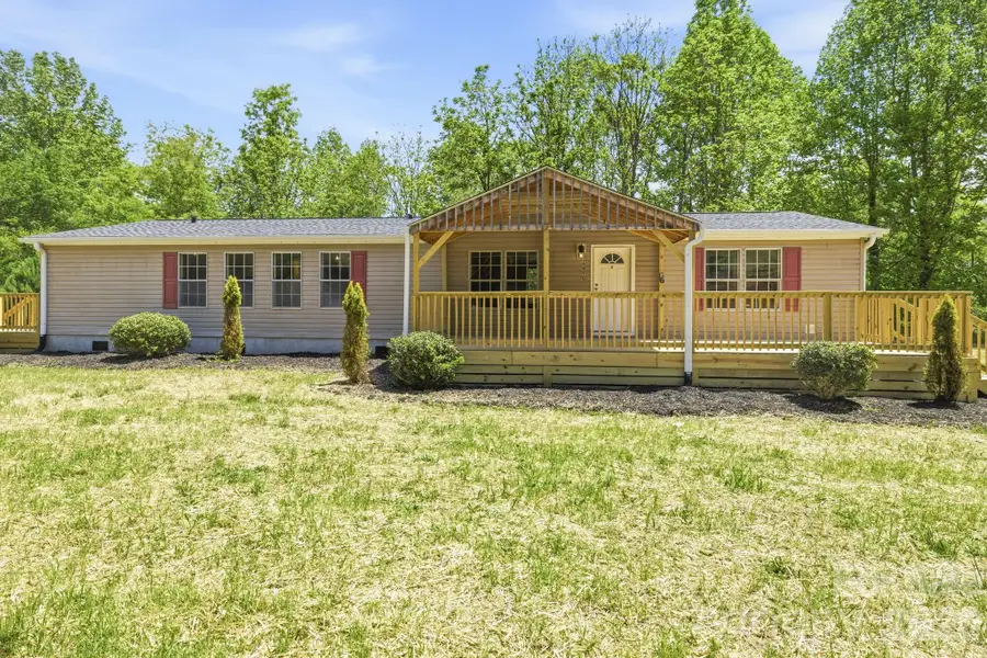 6490 Willow Road, Hendersonville, NC 28739 - #3
