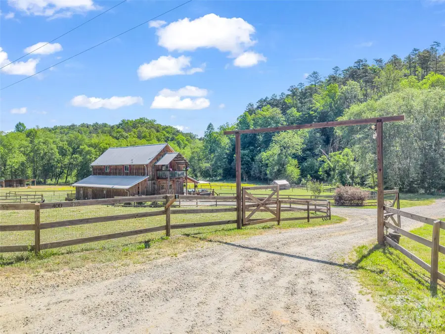 400 Calhoun Trail, Rutherfordton, NC 28139 - #2