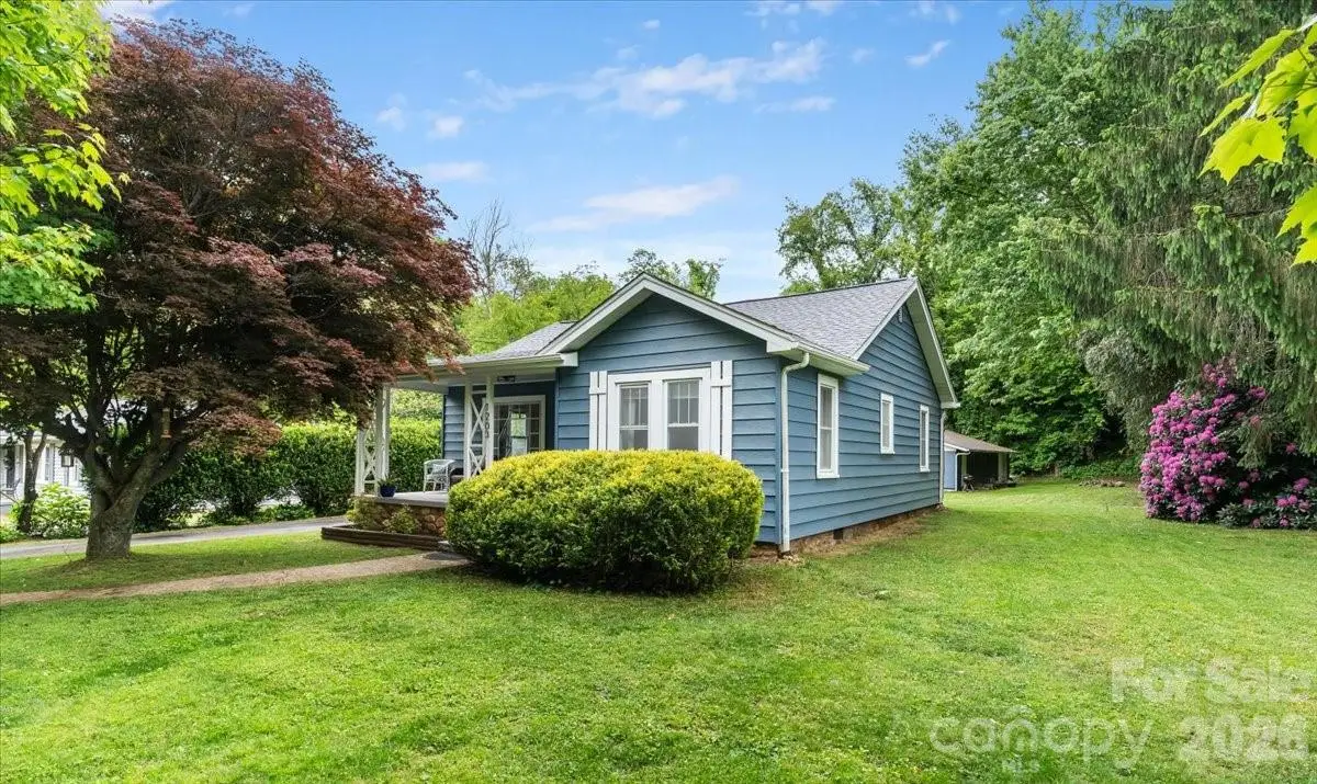 1203 Allens Creek Road, Waynesville, NC 28786 - #1