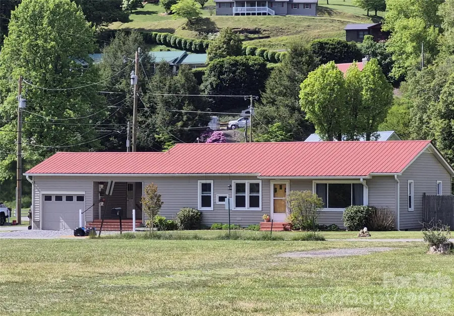 5 Gibson Drive, Maggie Valley, NC 28751 - #2