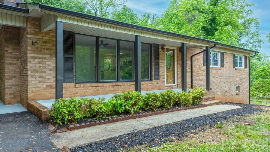 1871 Crestview Drive, Newton, NC 28658 - #3