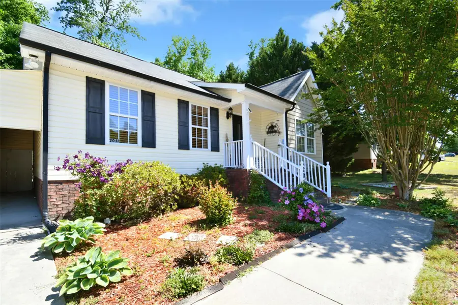 2041 Brantley Creek Drive, Kannapolis, NC 28083 - #2