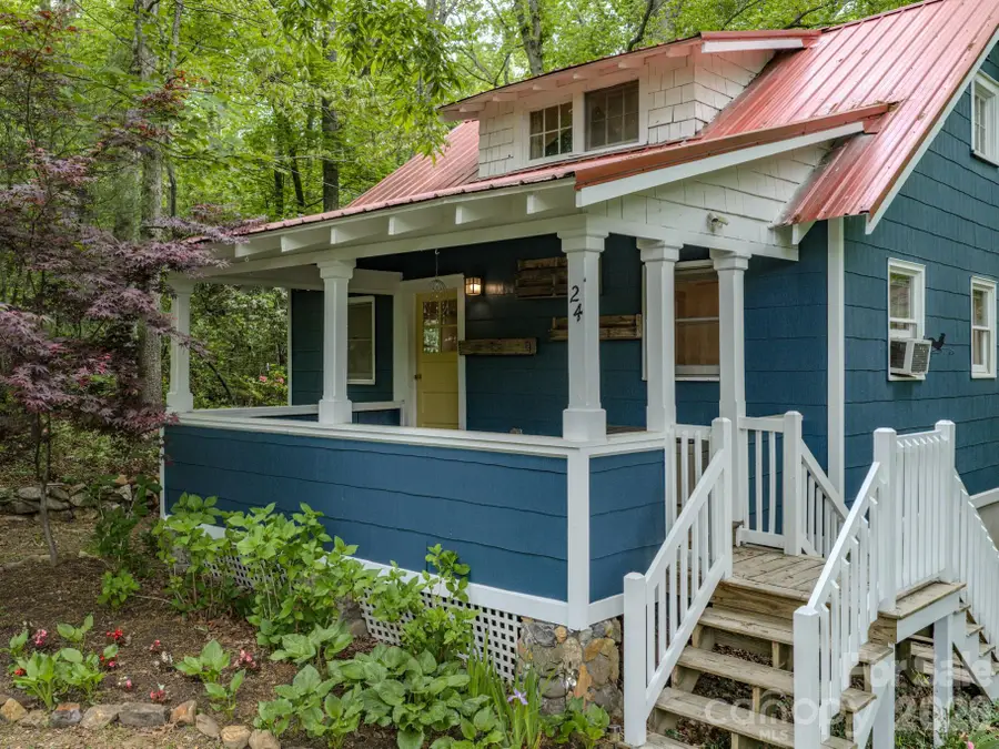24 Moore Circle, Black Mountain, NC 28711 - #2