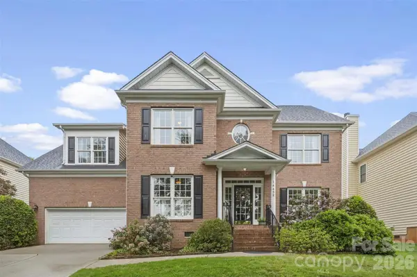 14438 Harvington Drive, Huntersville, NC 28078