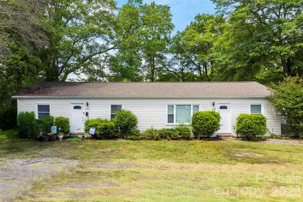 414 E Wilkins Street, Dallas, NC 28034