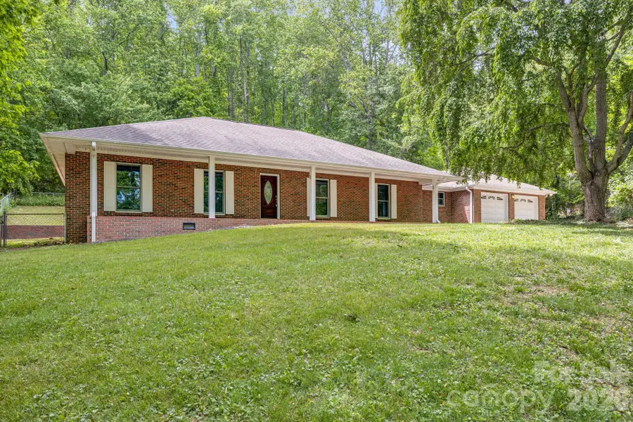 35 Byrd Road, Candler, NC 28715 - #2