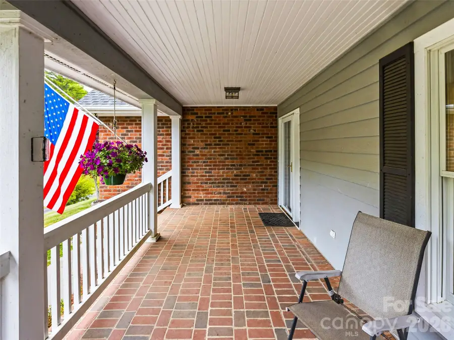 530 Windom Cove, Burnsville, NC 28714 - #3