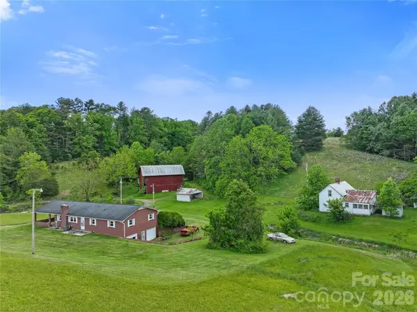 52 Will Smith Lane, Leicester, NC 28748