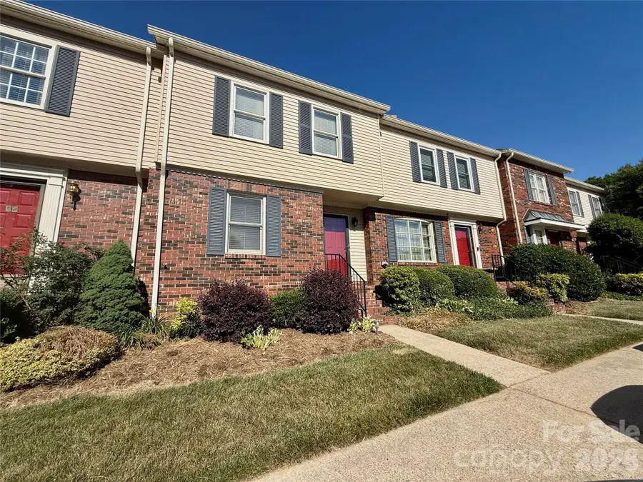 2705 North Street Nw #65, Hickory, NC 28601 - #3