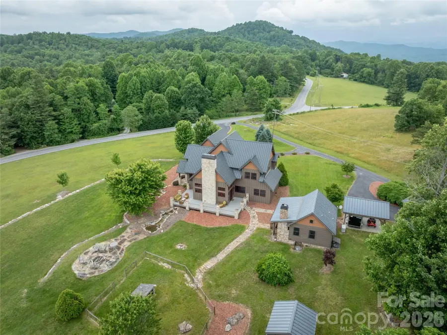4862 Pinnacle Mountain Road, Zirconia, NC 28790 - #2