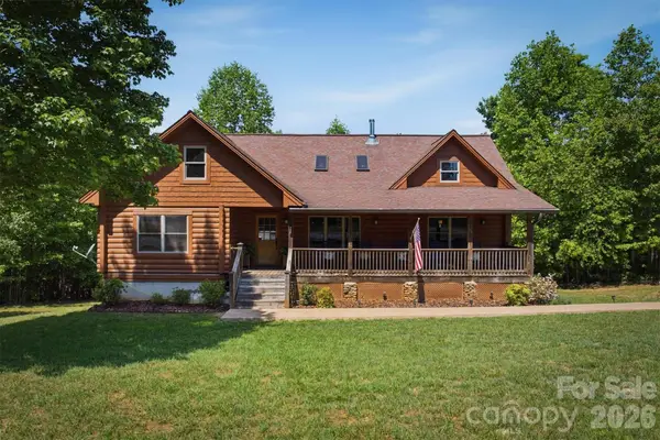 732 Grandview Peaks Drive, Nebo, NC 28761