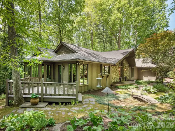 227 Estate Drive, Hendersonville, NC 28739