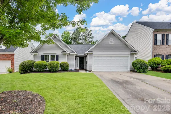 5123 Sunburst Lane, Charlotte, NC 28213