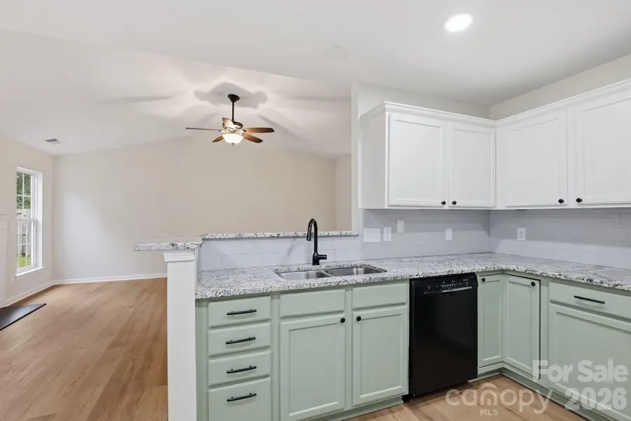 5123 Sunburst Lane, Charlotte, NC 28213 - #3