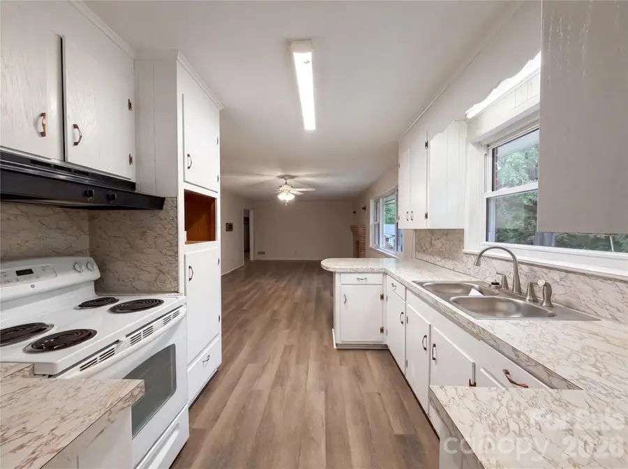 128 Greenview Drive, Kannapolis, NC 28081 - #2