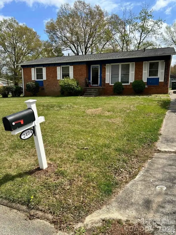 2404 Larkspur Drive, Greensboro, NC 27405