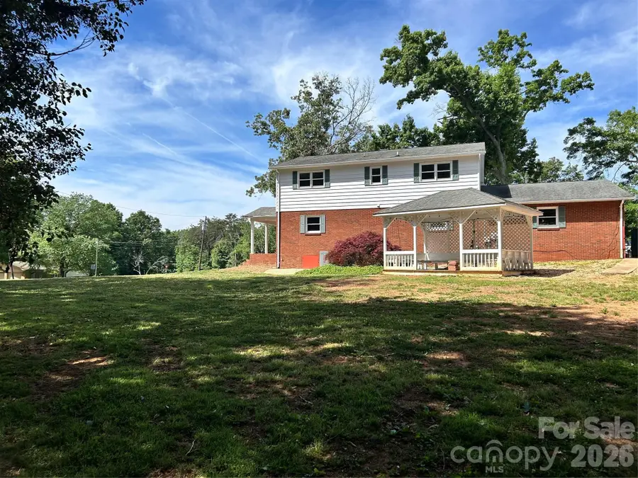 1162 Broadway Street #1162 Broadway St, Claremont, NC 28610 - #3