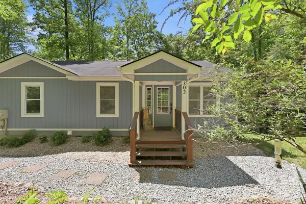 302 Rich Mountain Road, Flat Rock, NC 28731